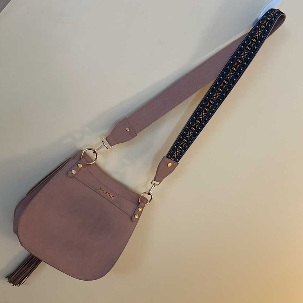 Steve Madden Crossbody Saddle Bag Purse NWOT It’s between tan and cream Pretty! - Picture 4 of 15